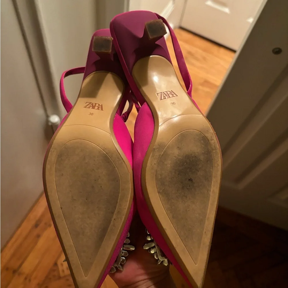 Bejeweled bright pink kitten heel slingbacks - Zara like new - Picture 3 of 3